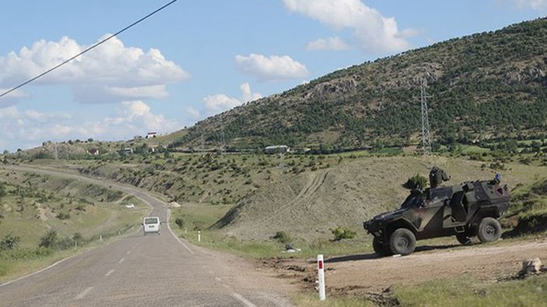 له‌ ئامه‌د دوو سه‌ربازی تورك ده‌كوژرێن